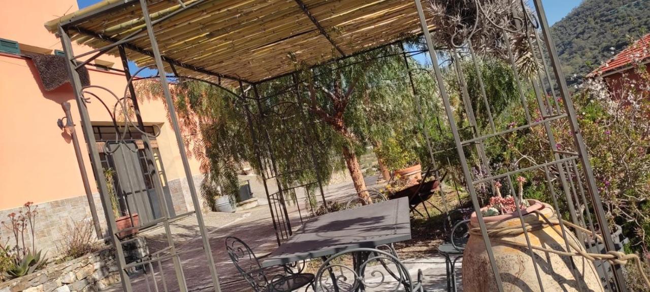 Appartamento Olivo Al Mare - By Host4U Dolcedo Esterno foto