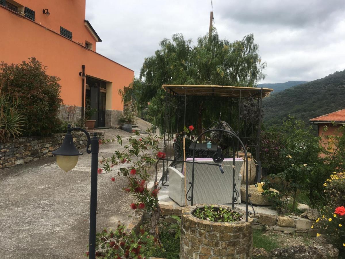Appartamento Olivo Al Mare - By Host4U Dolcedo Esterno foto